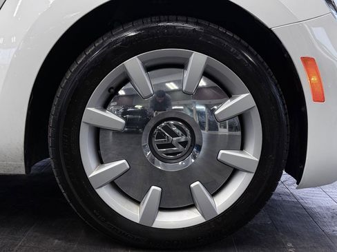 Used 2018 Volkswagen Beetle 2.0T SE image 35