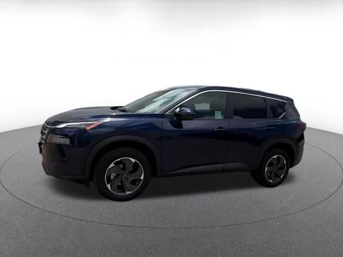 Used 2025 Nissan Rogue SV FWD image 8
