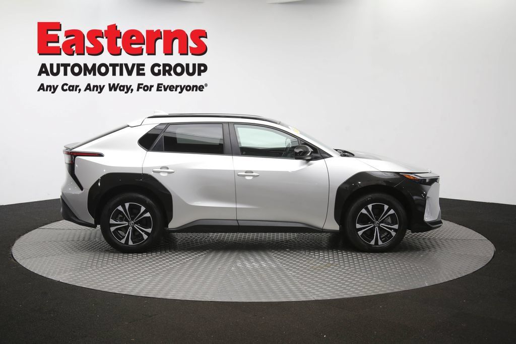 Used 2024 Toyota bZ4X FWD image 47