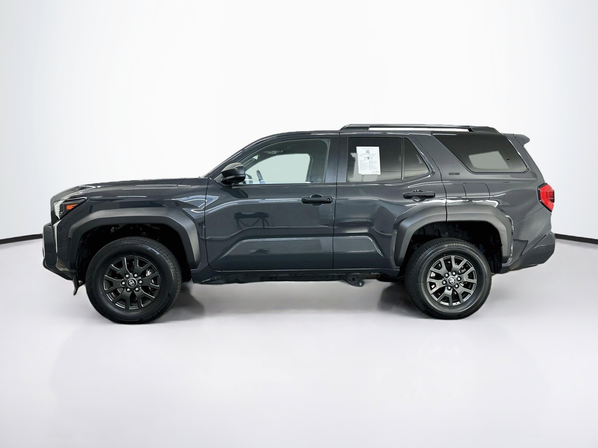 Used 2025 Toyota 4Runner SR5 AWD/4WD image 4
