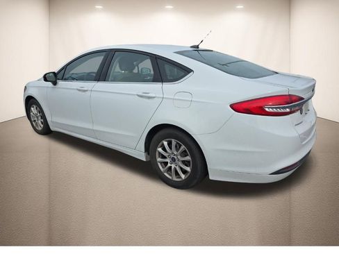 Used 2017 Ford Fusion S image 8