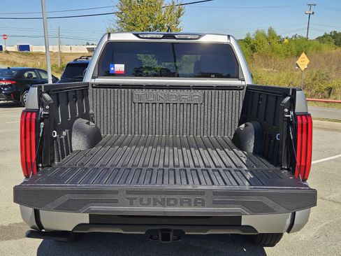 New 2026 Toyota Tundra SR5 image 7