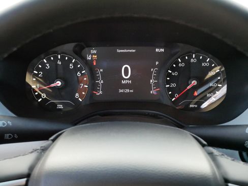 Used 2023 Jeep Compass Limited image 21