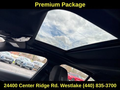 Used 2026 BMW 530i xDrive w/ M Sport Package image 16