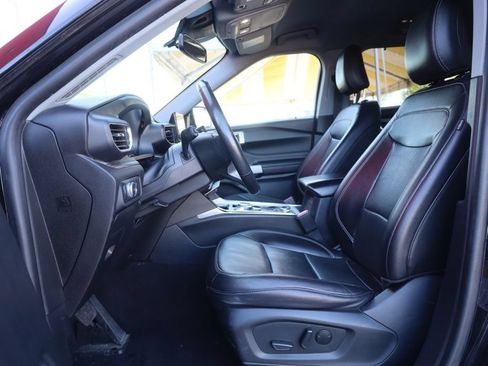 Used 2022 Ford Explorer Limited AWD/4WD image 24