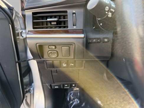 Used 2014 Lexus ES 350 w/ Luxury Package image 27
