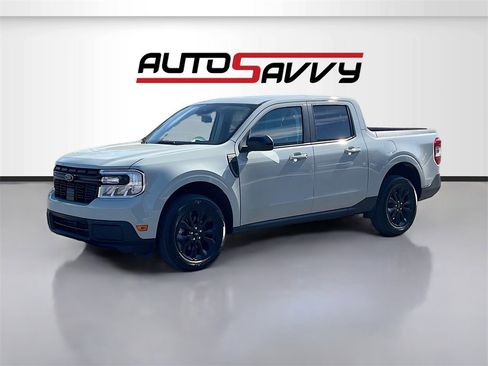 Used 2024 Ford Maverick Lariat w/ Black Appearance Package image 3