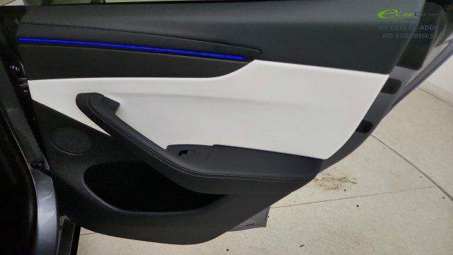Used 2026 Tesla Model Y Performance AWD/4WD image 38
