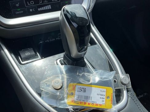 Used 2024 Subaru Outback Premium image 12