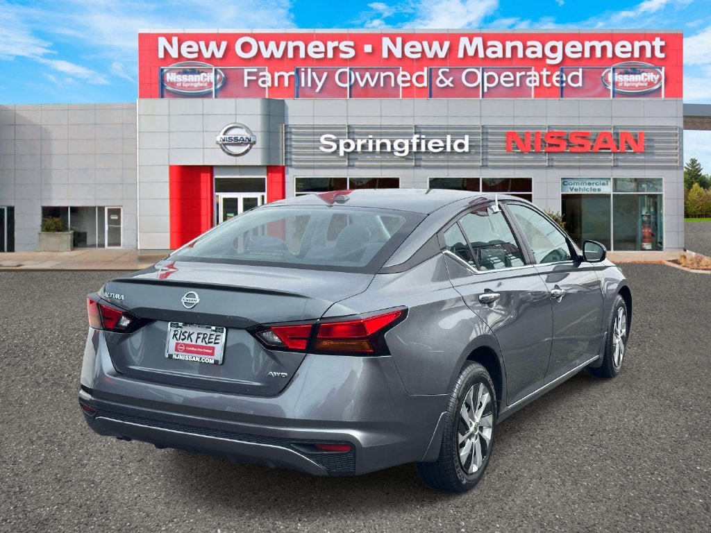 Used 2020 Nissan Altima 2.5 S AWD/4WD image 5
