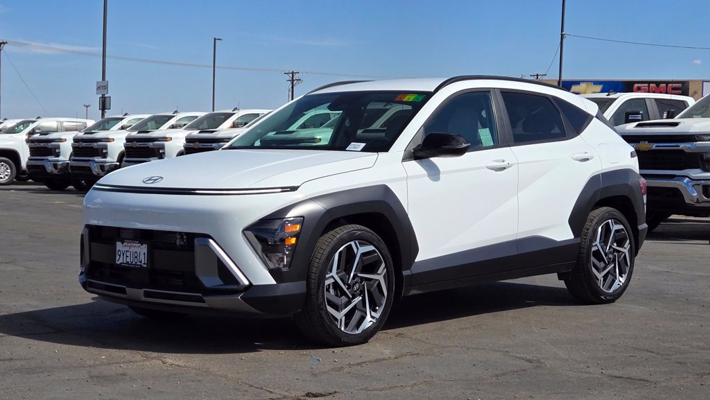 Used 2026 Hyundai Kona SEL Premium FWD image 8