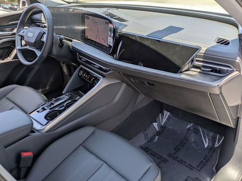 New 2026 Audi Q5 Premium Plus AWD/4WD image 9
