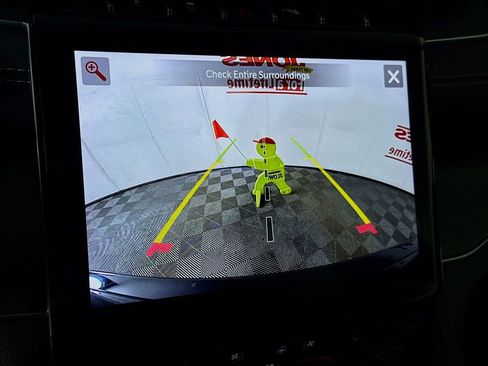 Used 2023 Jeep Grand Cherokee Overland image 7