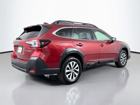 Used 2024 Subaru Outback Premium AWD/4WD image 5