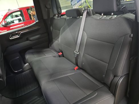 Used 2024 Chevrolet Silverado 1500 LT AWD/4WD image 14