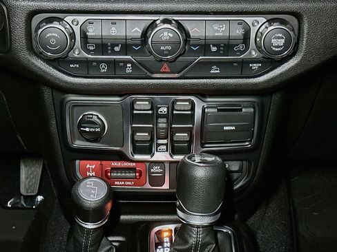 New 2026 Jeep Wrangler Unlimited Sport AWD/4WD image 10
