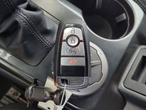 Used 2025 Ford Bronco Outer Banks AWD/4WD image 29