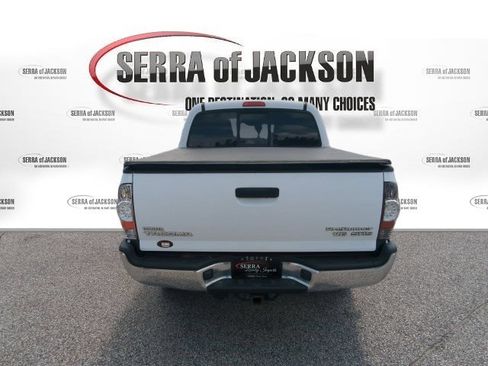 Used 2011 Toyota Tacoma PreRunner w/ SR5 Pkg #2 RWD image 7