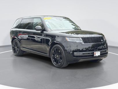 Used 2025 Land Rover Range Rover Long Wheelbase SE