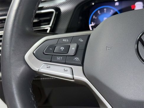 Used 2024 Volkswagen Atlas Cross Sport SEL Premium R-Line image 30