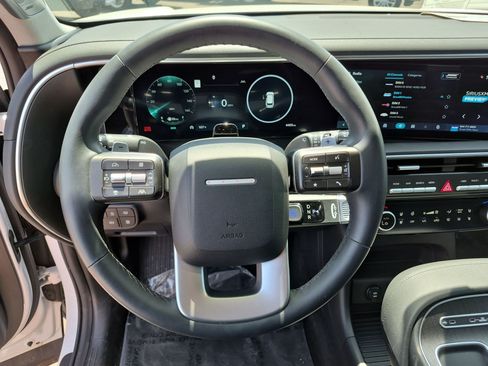 Certified 2026 Hyundai Palisade Limited AWD/4WD image 14