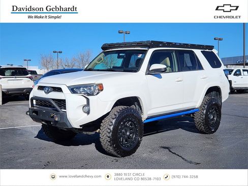 Used 2016 Toyota 4Runner SR5 image 1