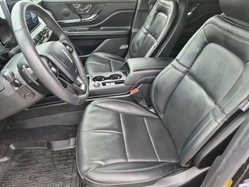 Used 2023 Lincoln Corsair AWD w/ Equipment Group 101A image 16