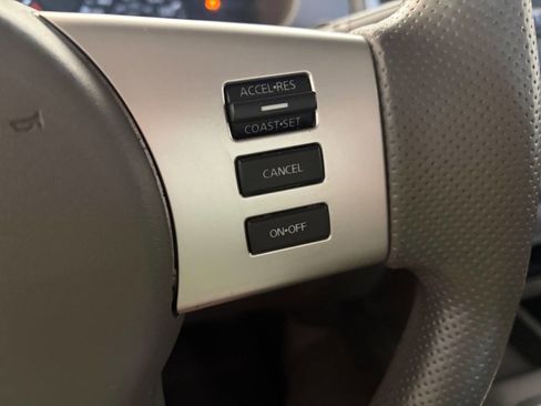 Used 2014 Nissan Frontier SV AWD/4WD image 16