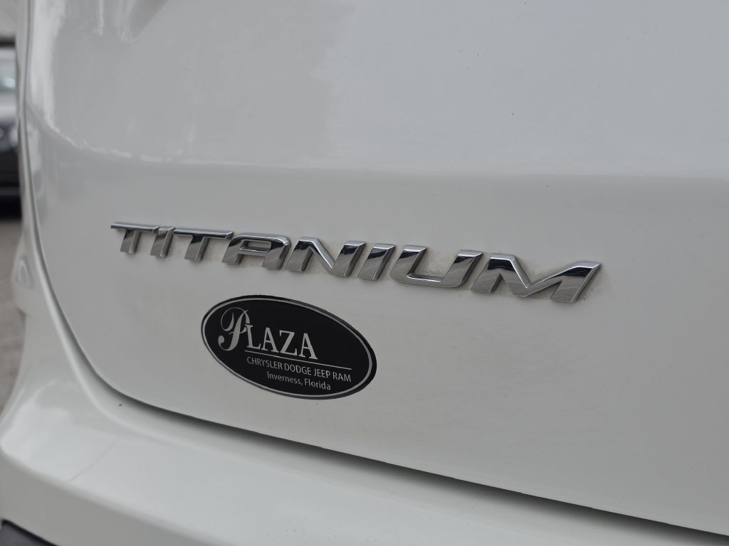 Used 2022 Ford Edge Titanium AWD/4WD image 11