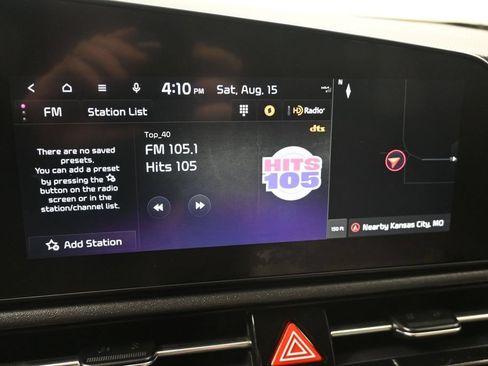 Certified 2023 Kia Niro EX Touring FWD image 17