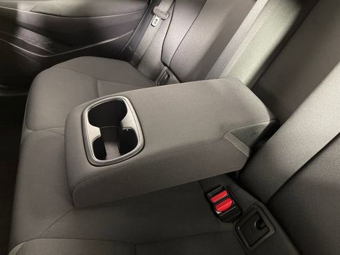 Certified 2022 Toyota Corolla LE image 30
