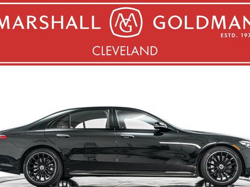 Used 2025 Mercedes-Benz S 580e 4MATIC Sedan image 1