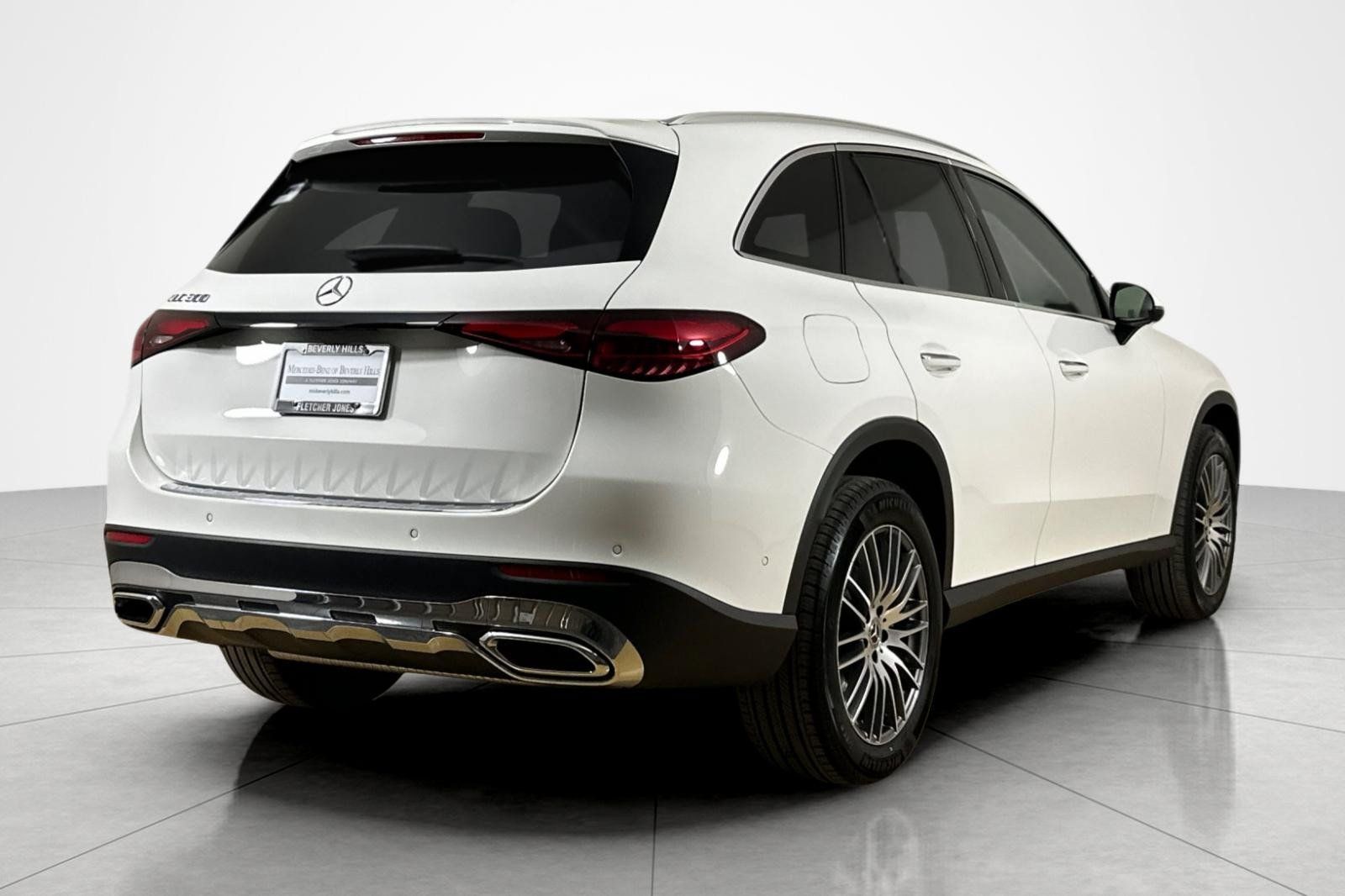 Used 2026 Mercedes-Benz GLC 300 image 5