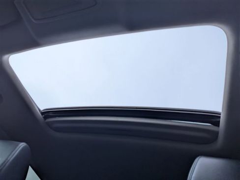 Used 2023 Honda CR-V EX-L image 30