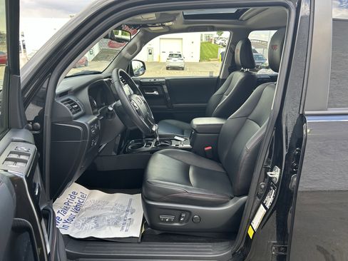 Used 2023 Toyota 4Runner TRD Off-Road Premium w/ Moonroof Package AWD/4WD image 13