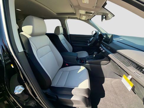 New 2026 Honda CR-V EX image 15