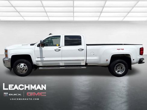 Used 2019 Chevrolet Silverado 3500 4x4 Crew Cab LTZ DRW w/ Duramax Plus Package image 6