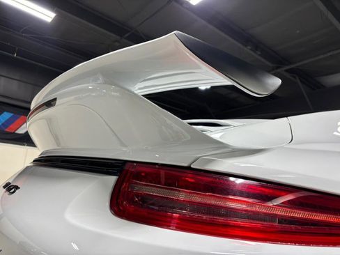 Used 2015 Porsche 911 Carrera GTS image 15