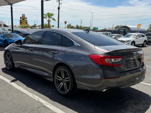 Used 2018 Honda Accord Sport image 6