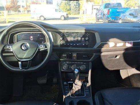 Used 2021 Volkswagen Jetta SEL Premium image 35