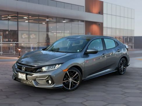 Used 2021 Honda Civic Sport image 2