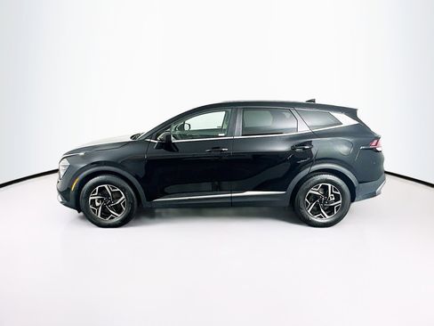 Used 2025 Kia Sportage LX FWD image 4