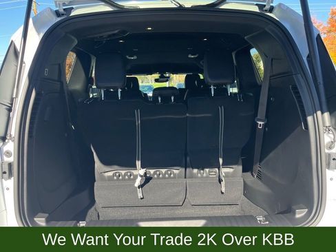 New 2026 Chrysler Pacifica Select image 13