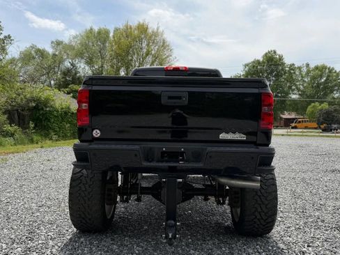 Used 2016 Chevrolet Silverado 2500 High Country w/ Duramax Plus Package image 6
