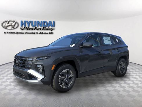 New 2026 Hyundai Tucson Blue SE AWD/4WD image 1