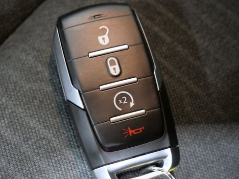 Used 2023 RAM 1500 Big Horn image 24