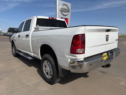 Used 2014 RAM 2500 Tradesman w/ Chrome Appearance Group AWD/4WD image 5