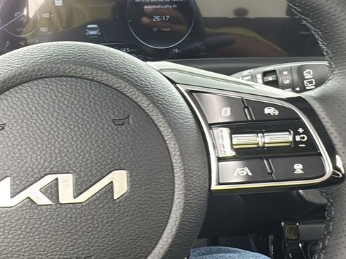 New 2026 Kia Seltos SX AWD/4WD image 24