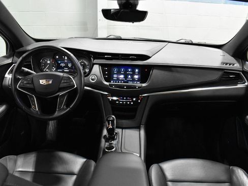 Used 2021 Cadillac XT5 Premium Luxury image 6
