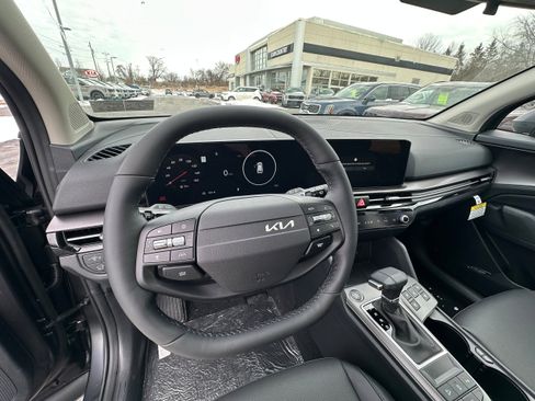 New 2026 Kia Sportage SX image 38